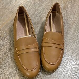 Naturalizer Classic Tan Loafers for Women